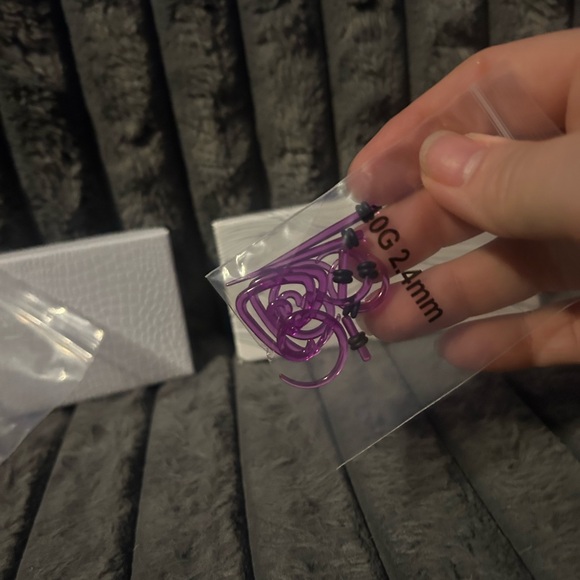 Purple spiral gauges - Picture 4 of 4